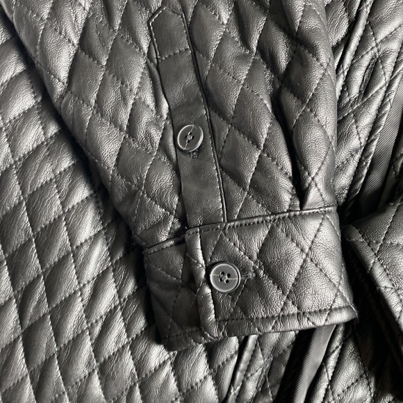 Aritzia Sunday Best Flynn Shirt Jacket - Picture 3 of 8